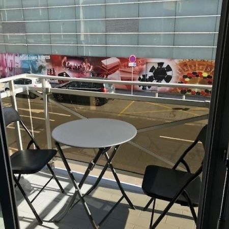 Studio Renove Avec Balcon A 100M De La Plage Et Piscine - 4 Personnes - Les Sables-D'Olonne - Fr-1-331-204 المظهر الخارجي الصورة