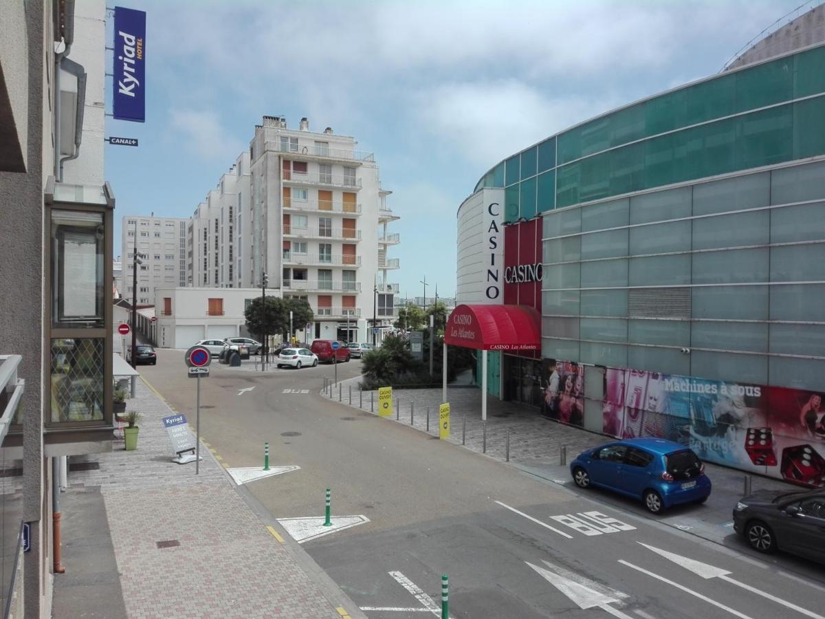 Studio Renove Avec Balcon A 100M De La Plage Et Piscine - 4 Personnes - Les Sables-D'Olonne - Fr-1-331-204 المظهر الخارجي الصورة
